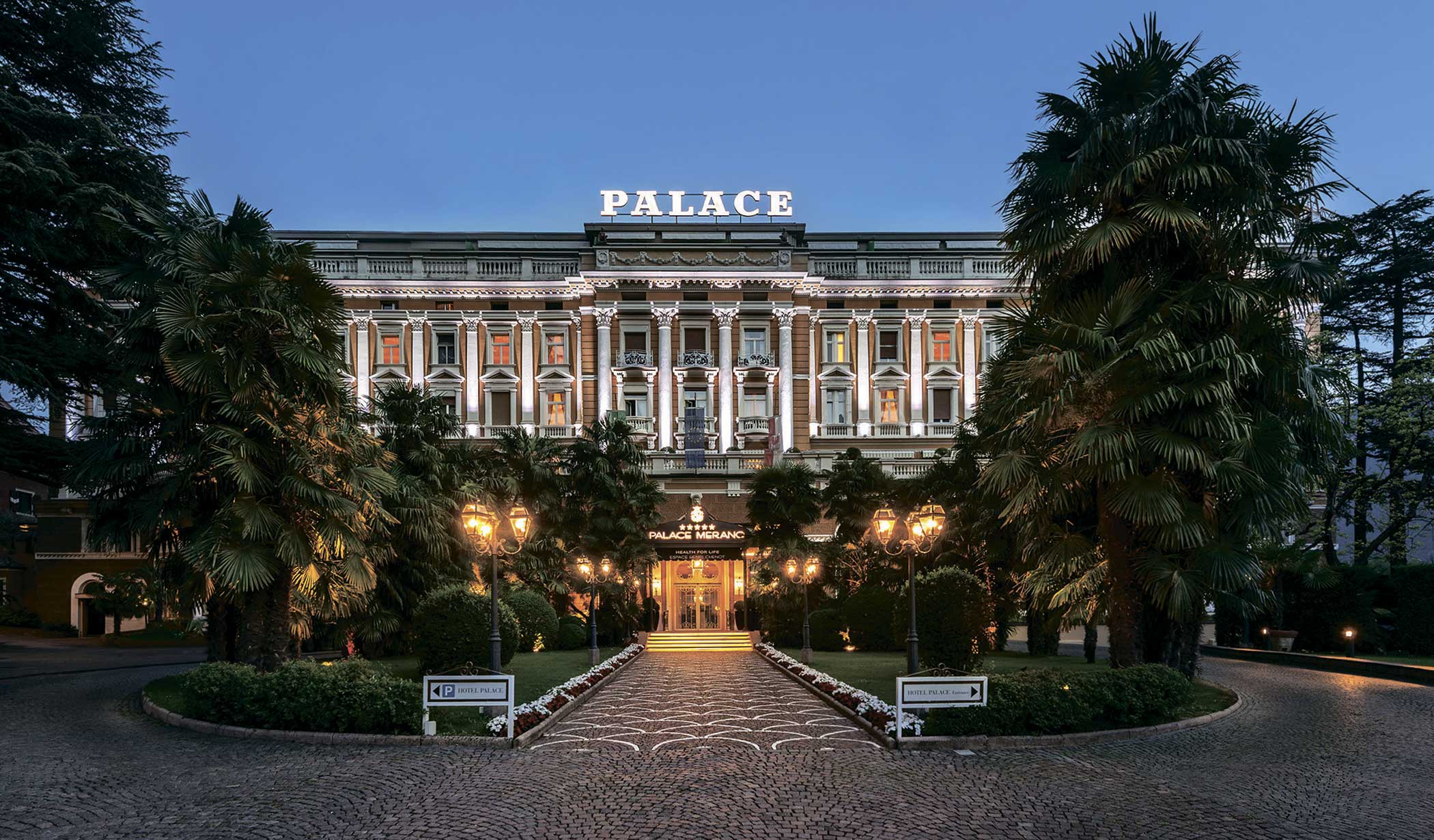 PALACE MERANO  5*,  